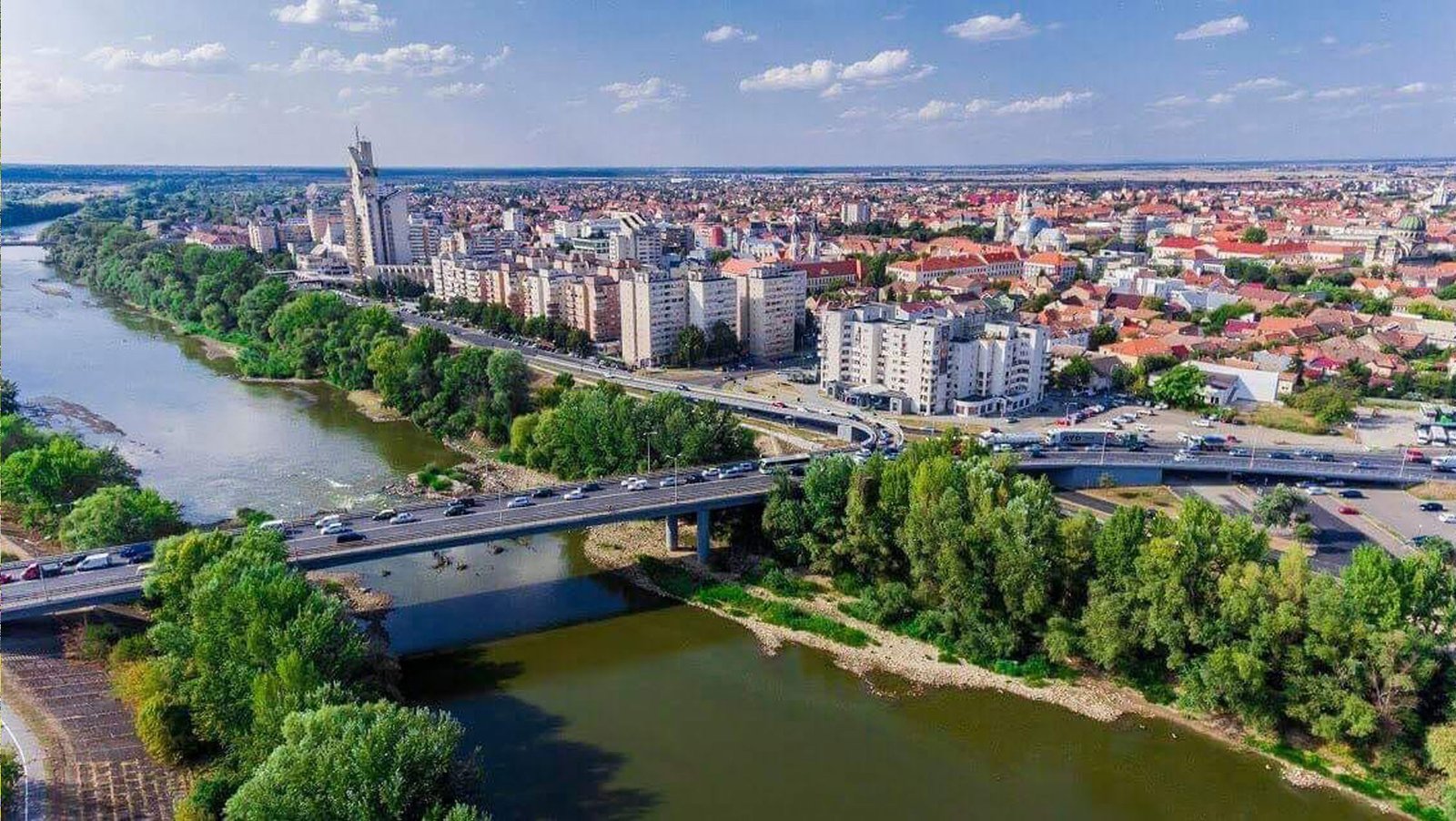 Transfer Aeroport Luton pentru zboruri Satu Mare România