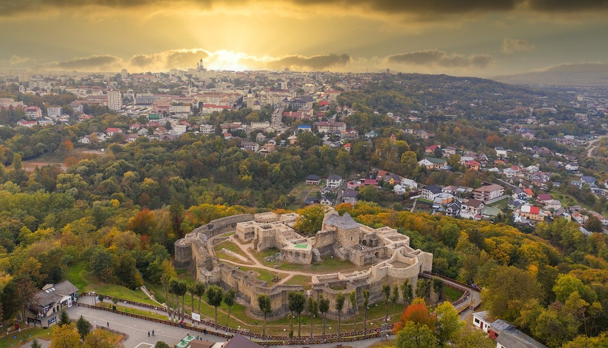 Zboruri România Luton transfer Suceava Aeroportul Luton